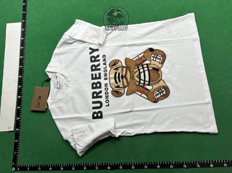 Burberry T-shirt  tee