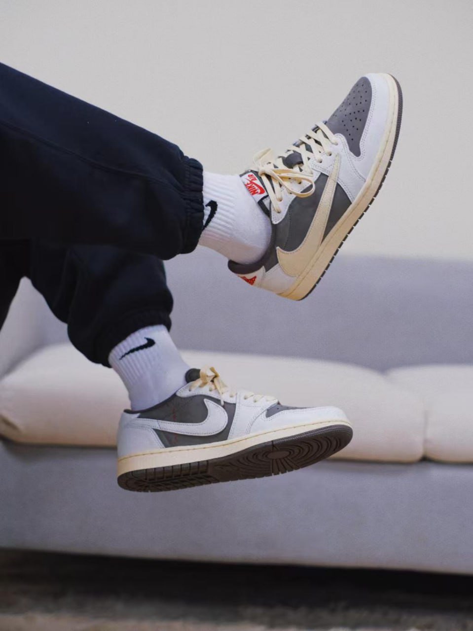 Travis Scott x Air Jordan 1  #Nike_W2C #shoe_W2C 