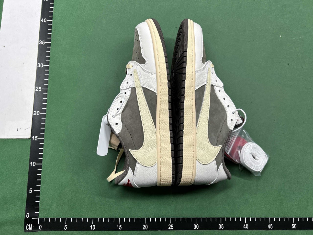 Travis Scott x Air Jordan 1  #Nike_W2C #shoe_W2C 