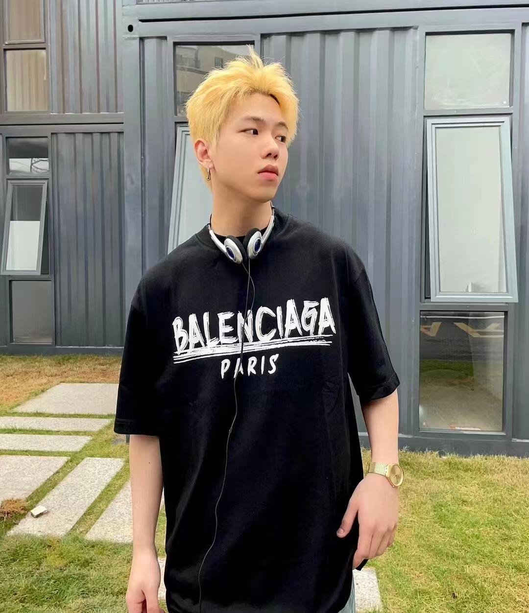 Balenciaga t-shirt #Balenciaga_W2C #tshirt_W2C