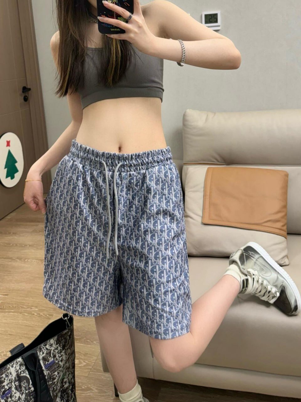 Dior sock #Dior_W2C (tg://search_hashtag?hashtag=_W2C) #shorts_W2C (tg://search_hashtag?hashtag=_W2C) 