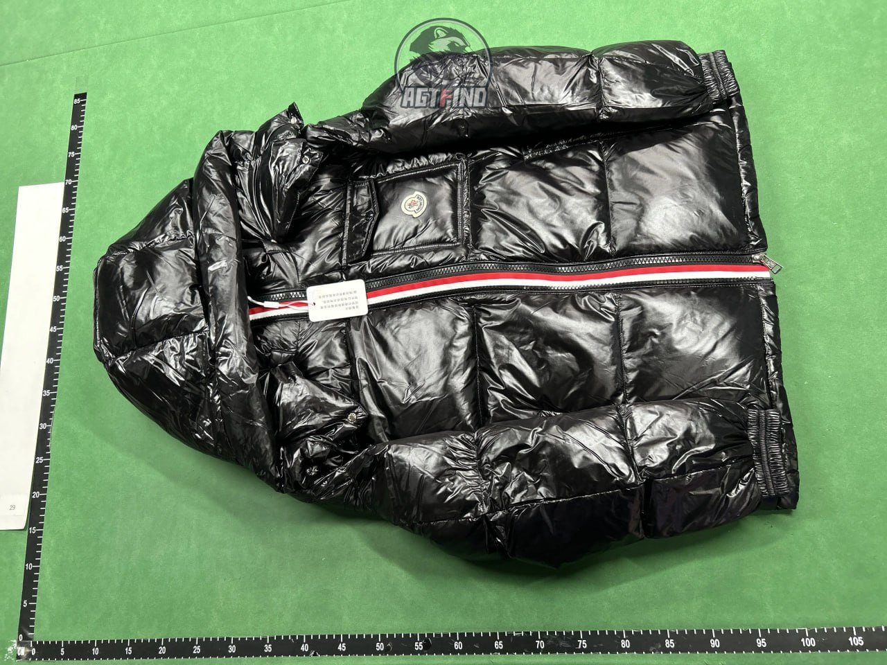 Moncler down jacket  (40 CP) #Moncler_AGT #jacket_AGT 