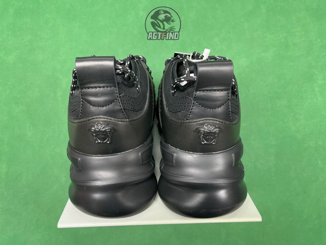 VERSAC CHAIN REACTIONG #VERSAC_AGT #Shoes_AGT 