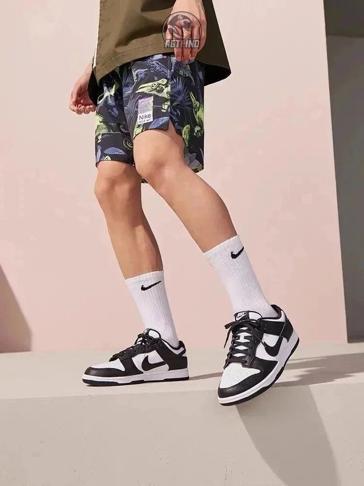 Nike Dunk Sneakers  #Nike_AGT #Sneakers_AGT