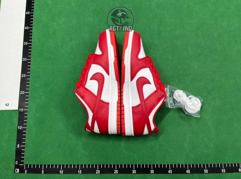 Nike Dunk Sneakers  #Nike_AGT #Sneakers_AGT