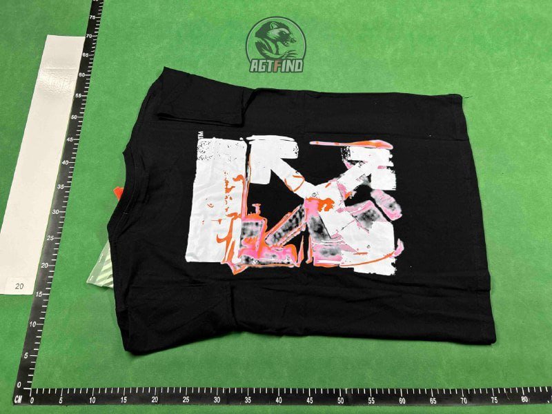 Off-White T-shirt( 39 + styles)