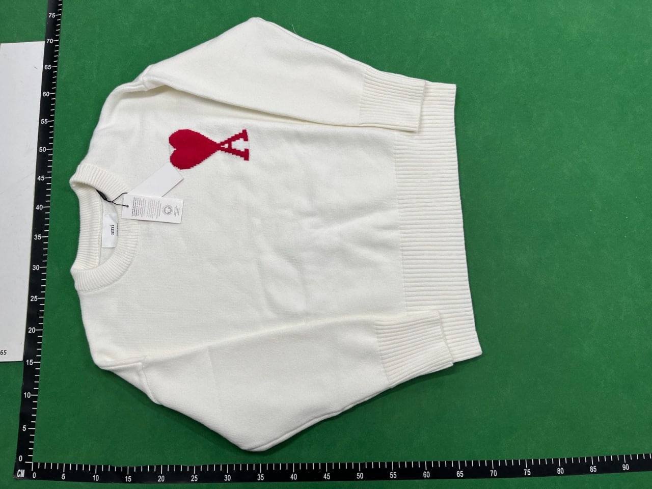 AMI Sweater #AMI_AGT (tg://search_hashtag?hashtag=_AGT)  #Sweater