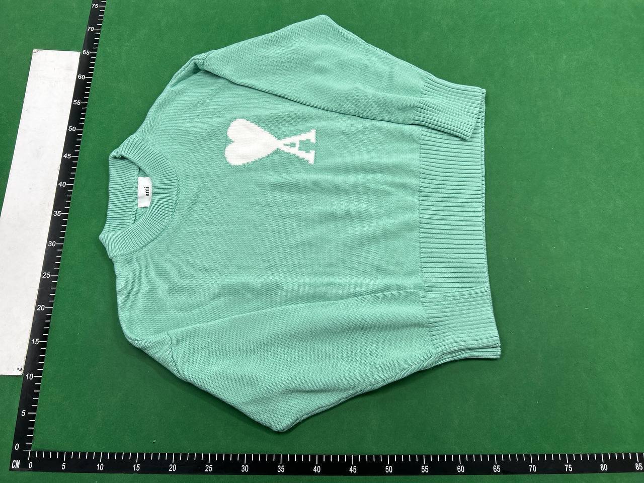 AMI Sweater #AMI_AGT (tg://search_hashtag?hashtag=_AGT)  #Sweater