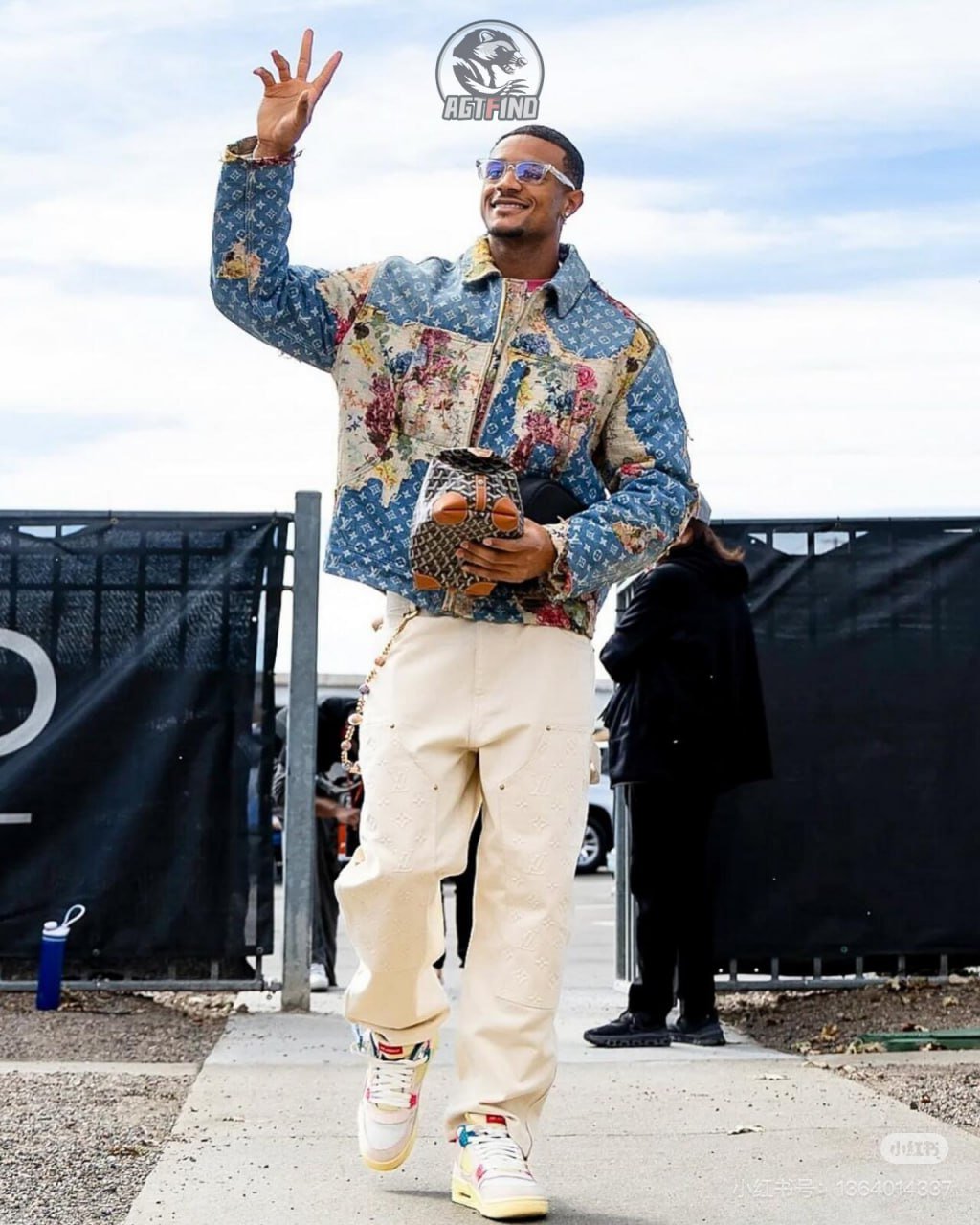 LV Louis Vuitton  jeans&LV shorts 1:1 High Quality