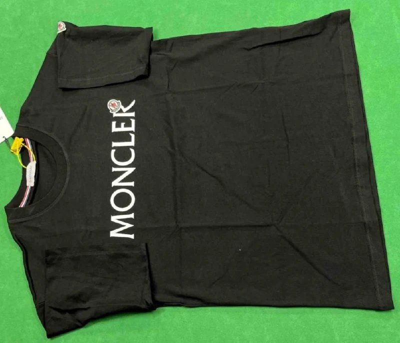 Moncler T-shirts #Moncler_W2C #Tshirts