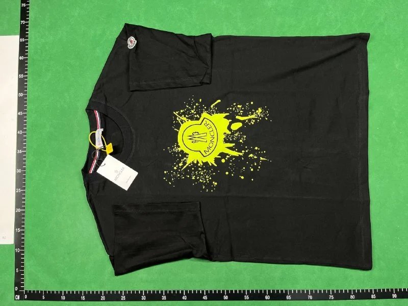 Moncler T-shirts #Moncler_W2C #Tshirts